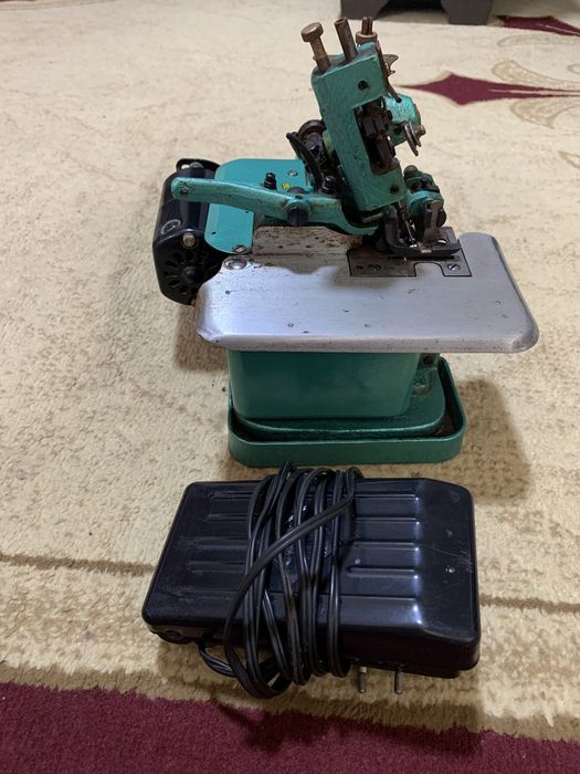 Аверлок швейная машина