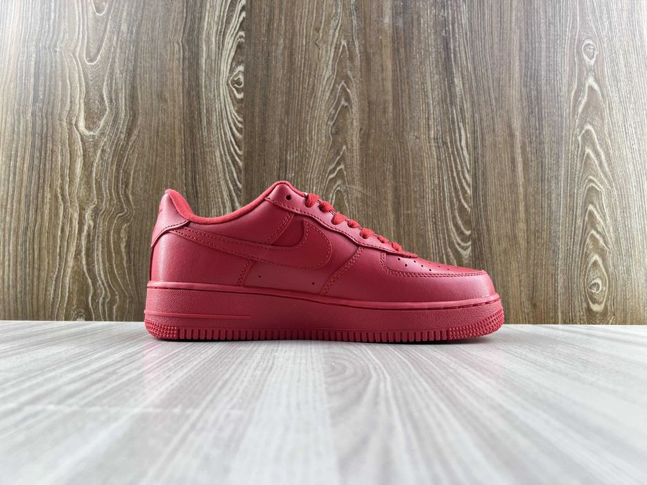 Nike Air Force 1 Low Triple Red
