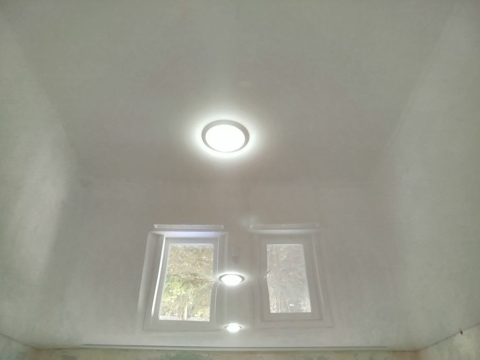 Натяжные  потолки