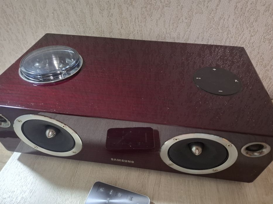 Док-станция Samsung DA-E750