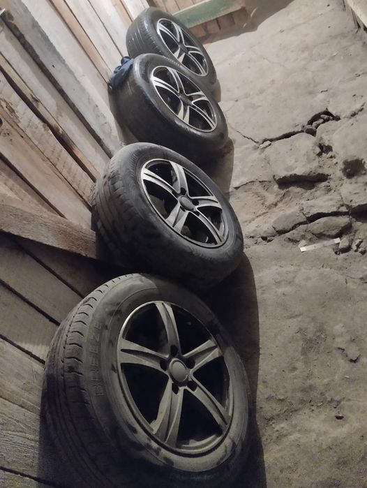 Продам летние колеса в комплекте