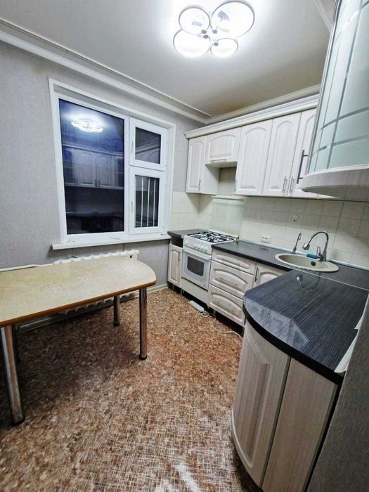 Продам 4х ком квартира