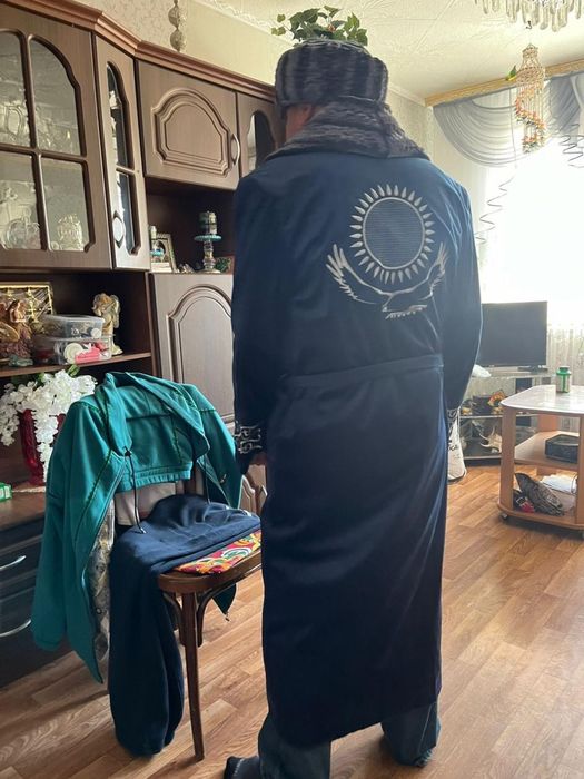 Продам новый чапан