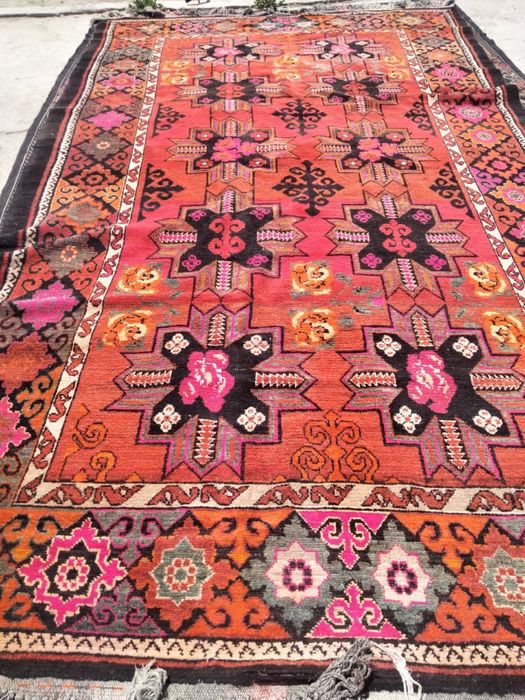 Қазақы кілем