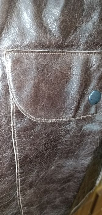 Куртка дизайнерской работы Франция из натуральной кожи.