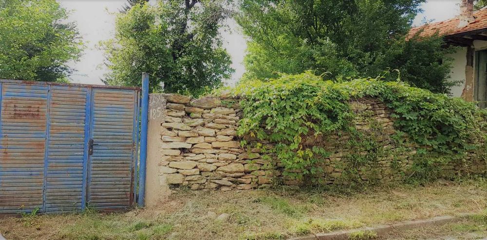 Парцел с. Леденик