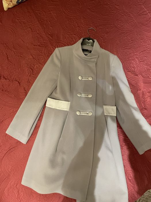 Дамско елегантно палто над коляното