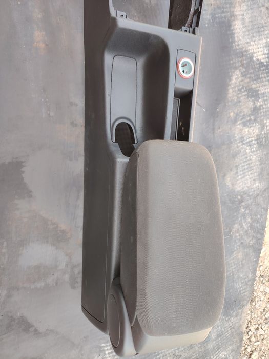 Подлакътник пълен комплект за Ауди А3 8П / Audi A3 8P