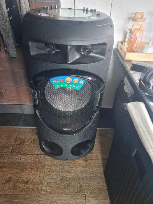 Vând boxa akai DJBY4l