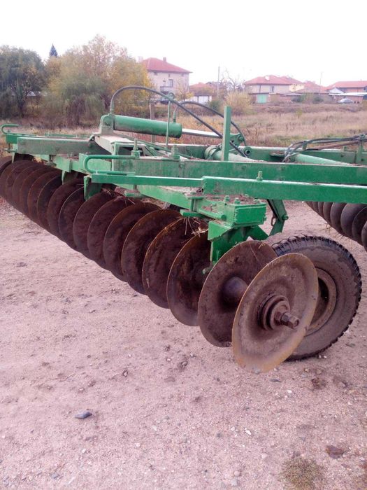 РАЗПРОДАЖБА на земеделска техника