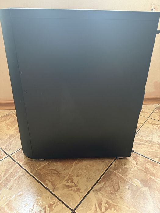 Геймърски компютър i5/GTX1650/16GB Ram