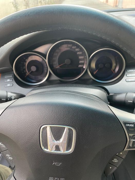 Vand Honda Legend 3.5 l, V6 automata 4X4