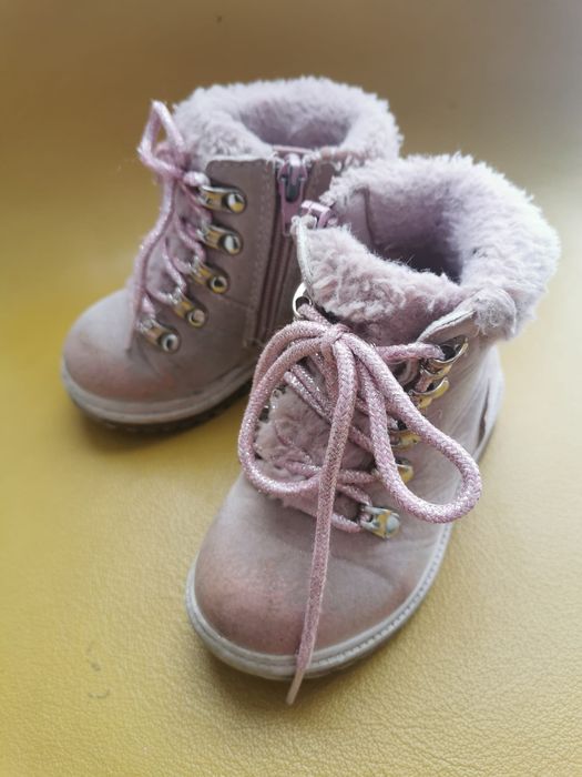 Ghetute imblanite - masura 23