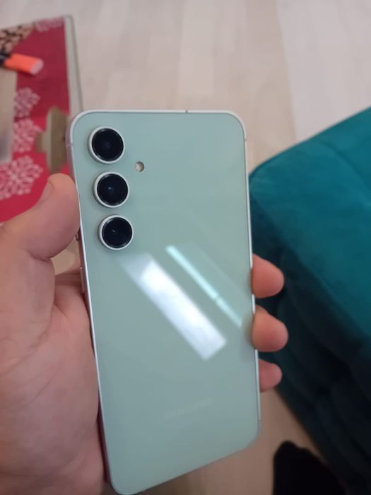 Samsung Galaxy S23 FE 128GB / 8GB RAM