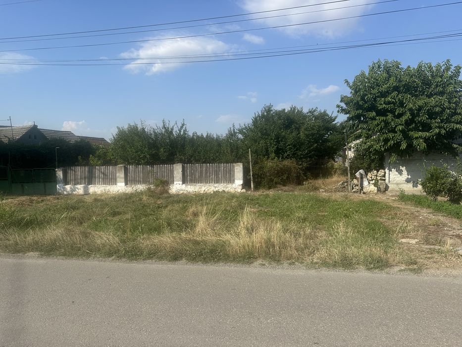 Vand teren intravilan cobadin