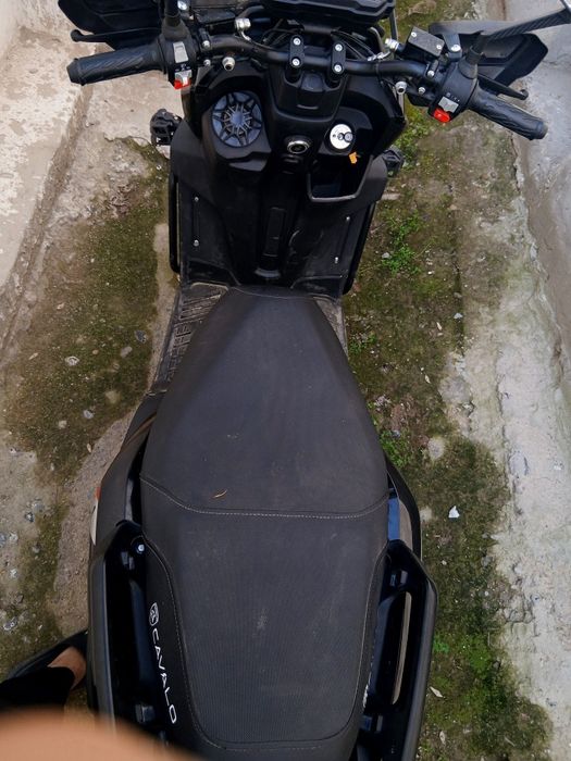 Skuter  sotiladi – Tank 150cc (2025)

Model: Tank
Yili: 2025
Motor: 15