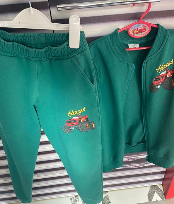 Детски дрехи + подарък; тирмо блуза , 122/7г;   унисекс модел,7-8 г,