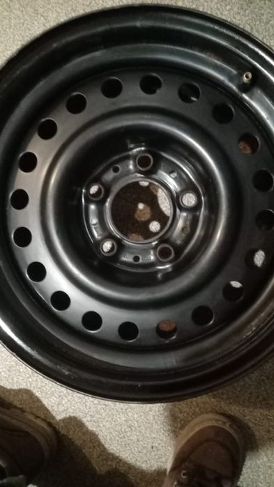 Железные диски 5 дырые