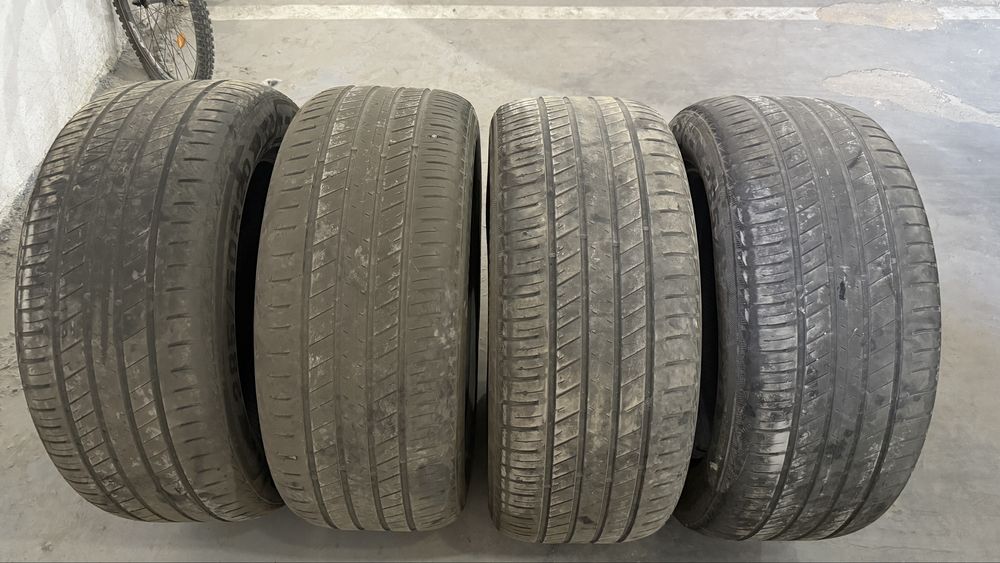 Продам летние шины комплект
