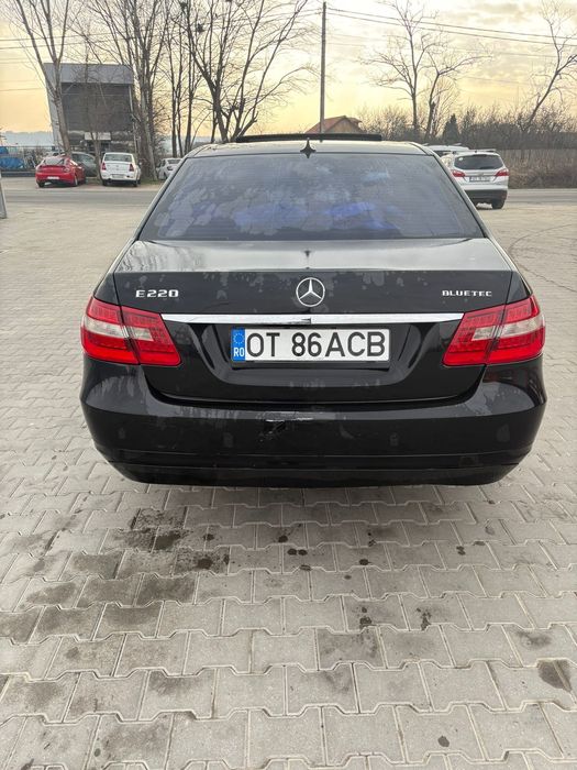 Vând Mercedes E220 CDI Avantgarde