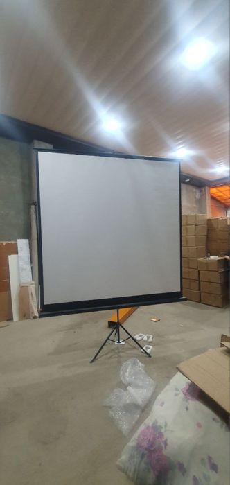 Штатив, Трипод для проектора