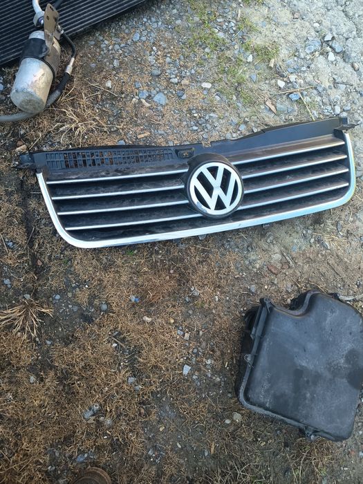 Продавам останали части от пасат б 5.5