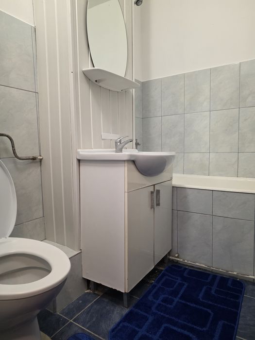Proprietar 2 camere decomandat zona Zimbru