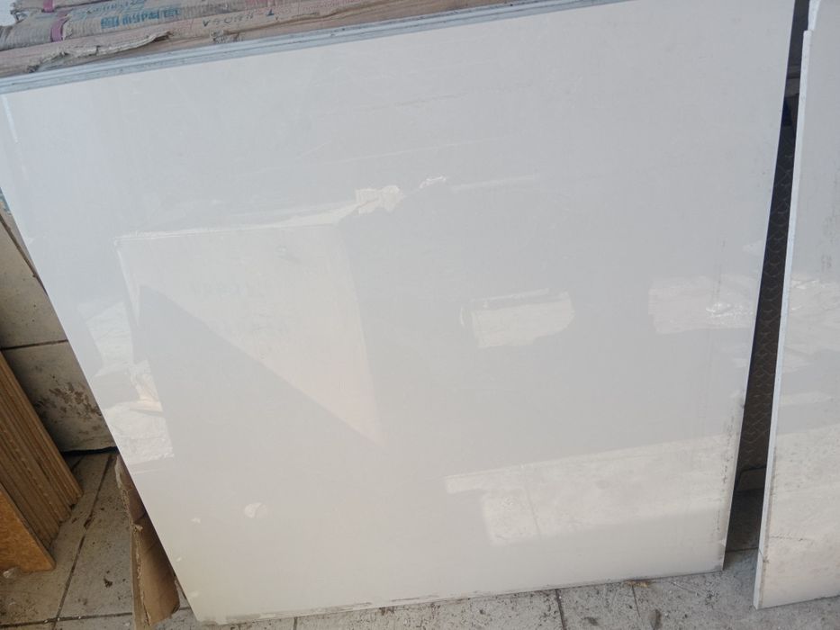 Продам кафель новый