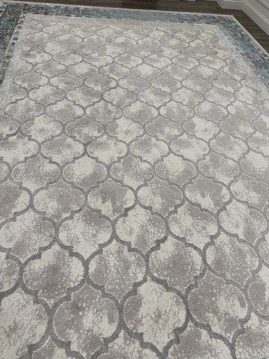 Ковер дорожка өте жаксы жағдайда тап таза