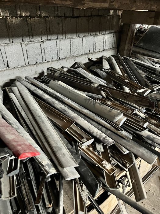 Молдниги дверные