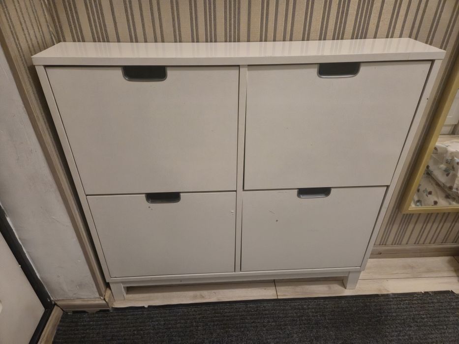 Обувница в отличном состоянии