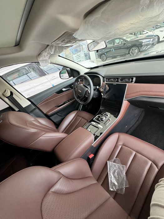 Легковая семейная машина VGV