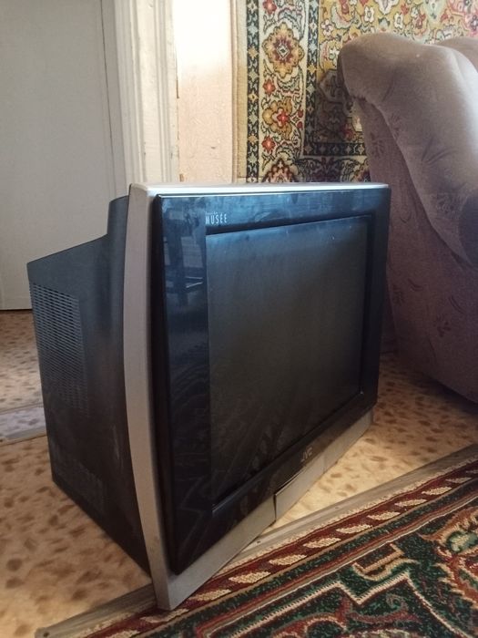 Телевизор JVC, рабочий самовывоз