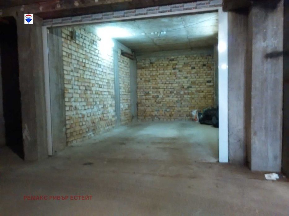 Продава се Гараж / Паркомясто в Русе, Ялта - 18 кв.м за 1248 €/кв.м - Снимка #6