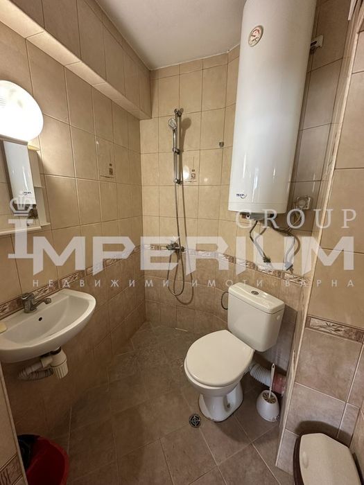 ДВУСТАЕН апартамент под наем в района на Базар Левски, гр. Варна