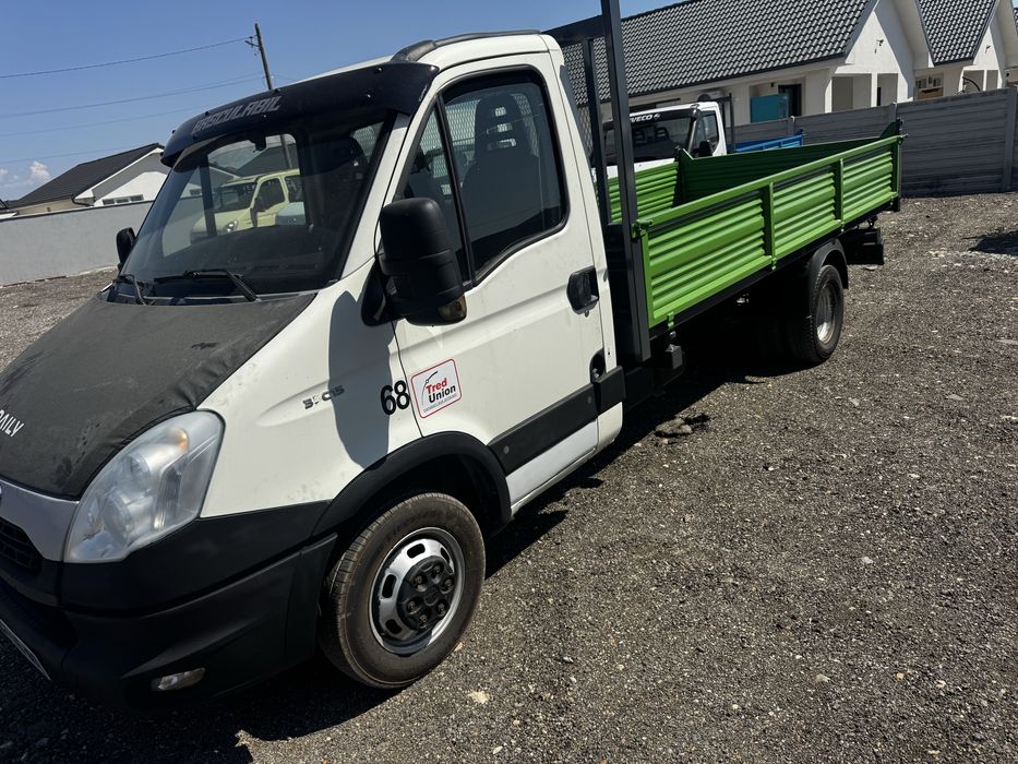 Iveco basculabil pe 3 parti