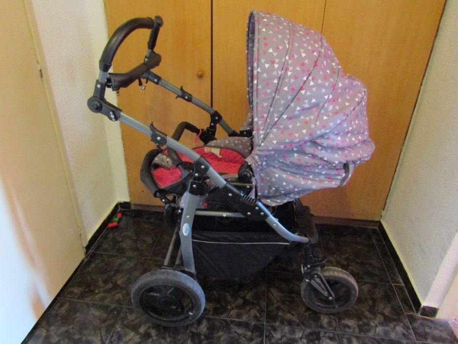 Бебешка/детска количка комбинирана
