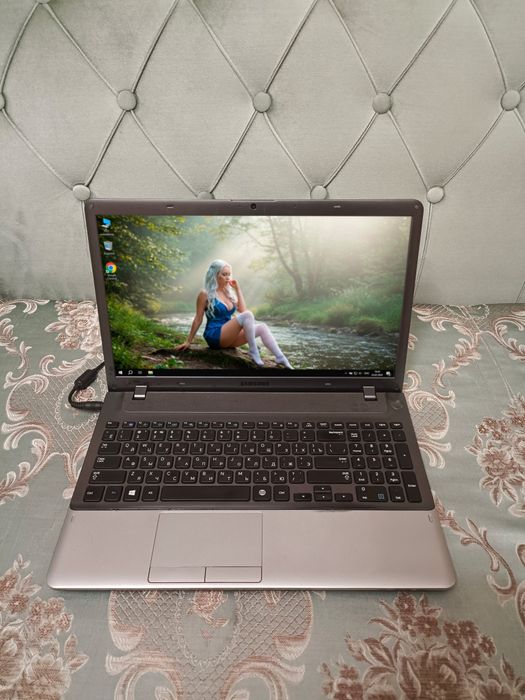 Ноутбук Samsung, windows 10