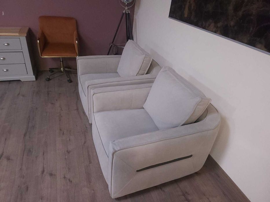 Светло сиви столове от плат 2 броя с фунция - въртене