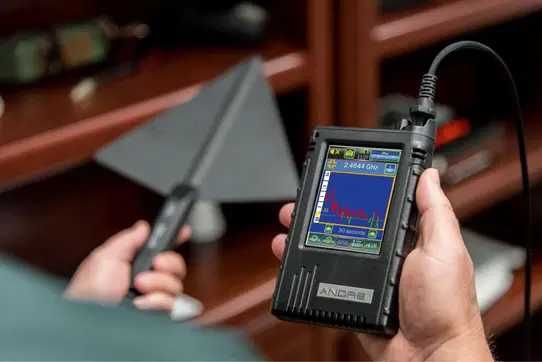 Проверка на скрытые камеры, жучки и прослушку