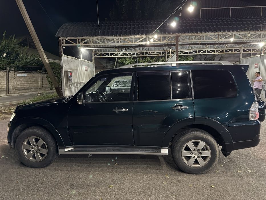 Mitsubishi pajero