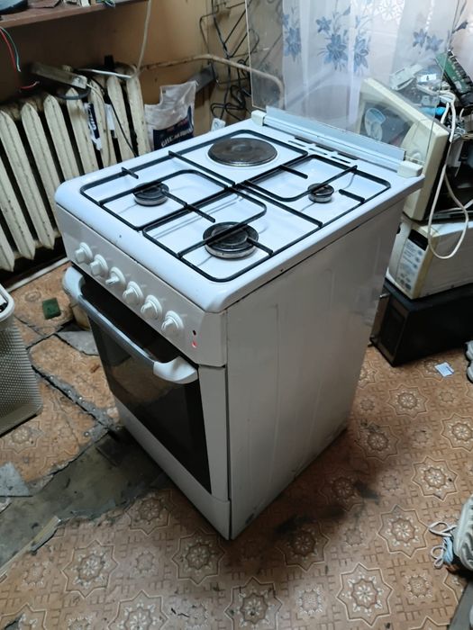 Продам комбенированую плиту BEKO