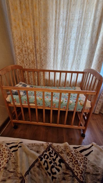 Детская кроватка