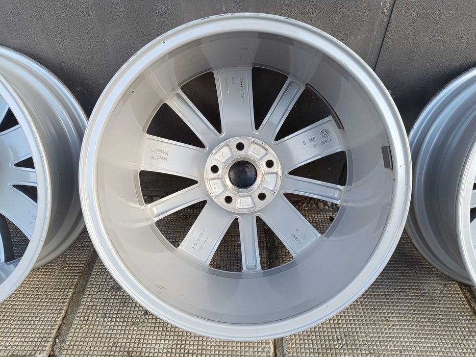 ОРИГИНАЛНИ джанти 18 ' цола 5x112 VW Tiguan / Фолксваген 7J ET43 57,1