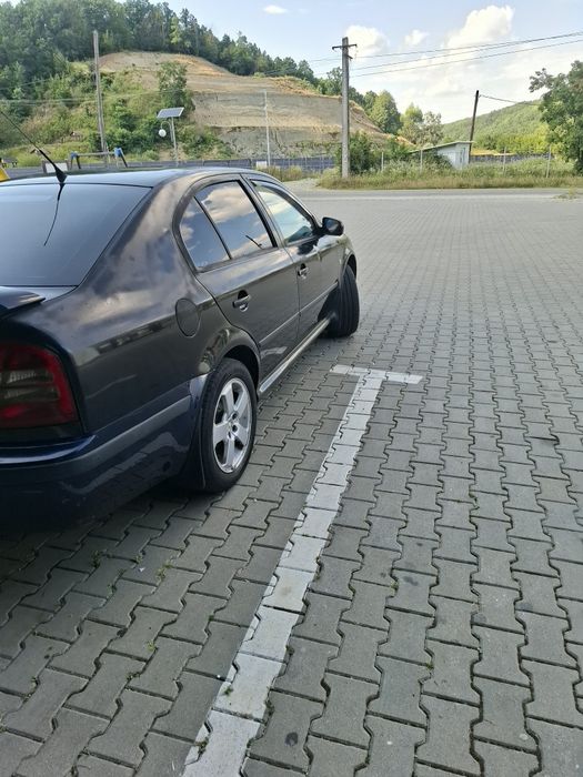 Unic propietar vând Skoda octavia 2007 1.9 alh cutie in 6 trepte !