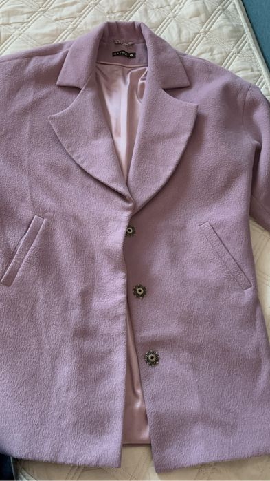 Пальто Hayali весеннее