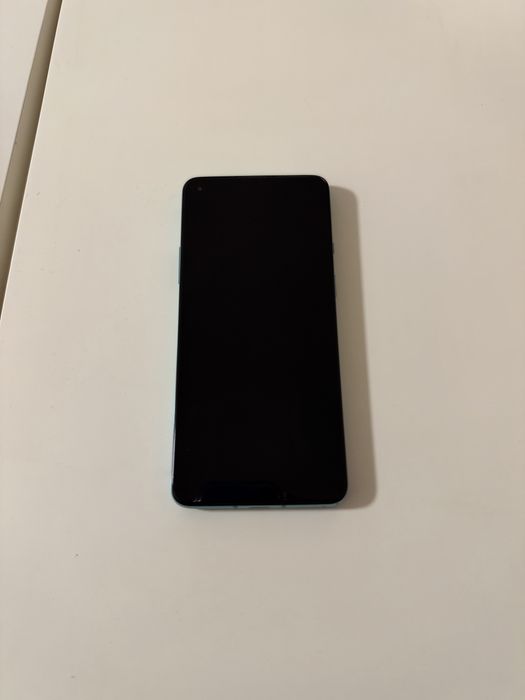 Телефон Oneplus 8T