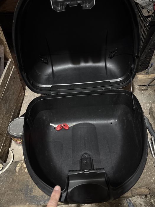 Topcase si sidecase laterale moto