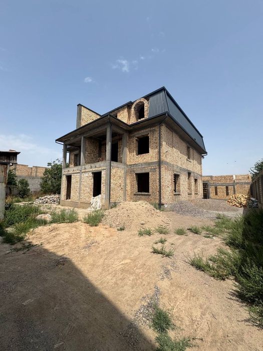 Дом продается на Янги Узбекистан