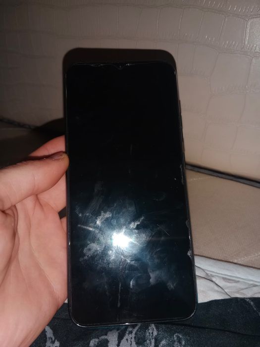 Продам хороший телефон